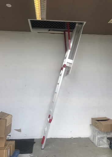 roof-access-ladder